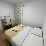 Bed & Breakfast Vellezrit Guri Theth