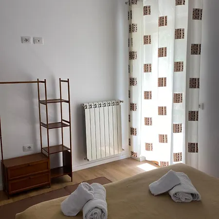 Vellezrit Guri 3* 세스