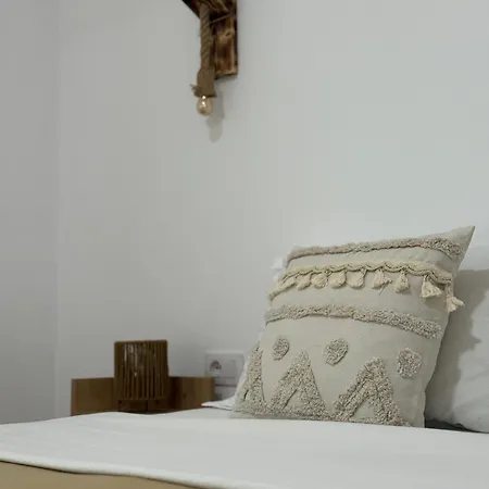 Vellezrit Guri Frühstückspension 3*